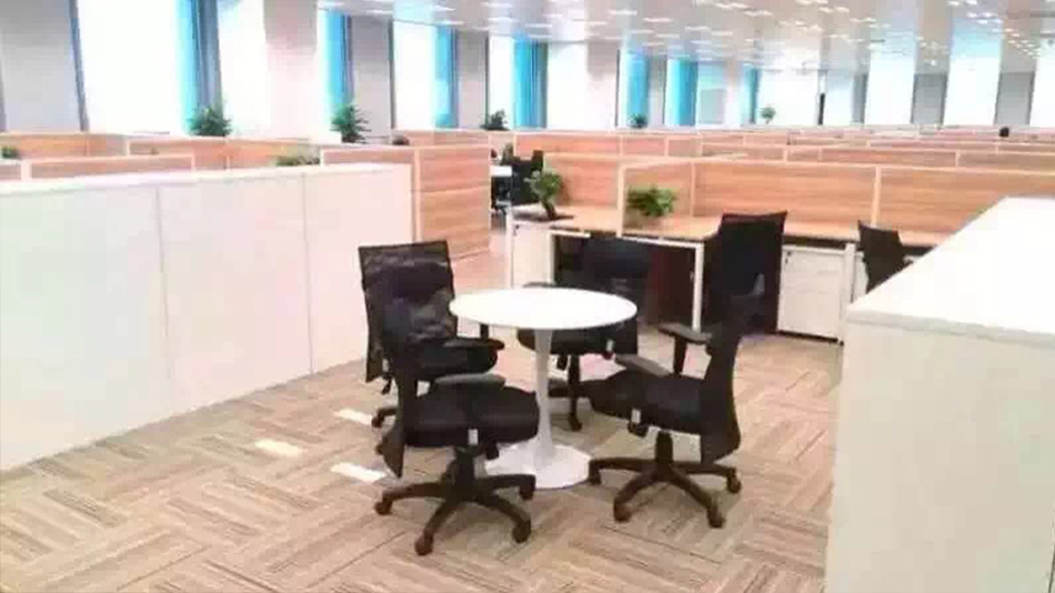 萬(wàn)達(dá)廣場(chǎng)-歐時(shí)家具辦公家具定制案例