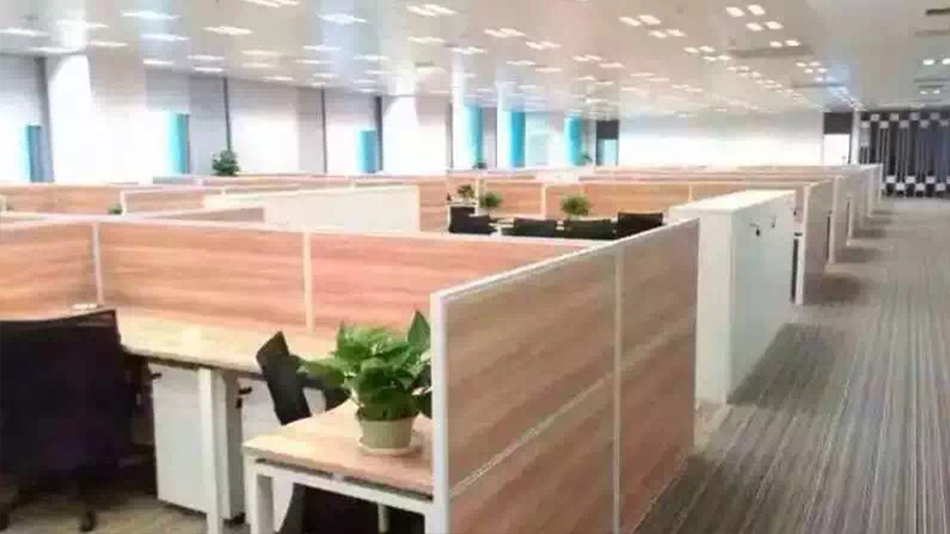 萬(wàn)達(dá)廣場(chǎng)-歐時(shí)家具辦公家具定制案例